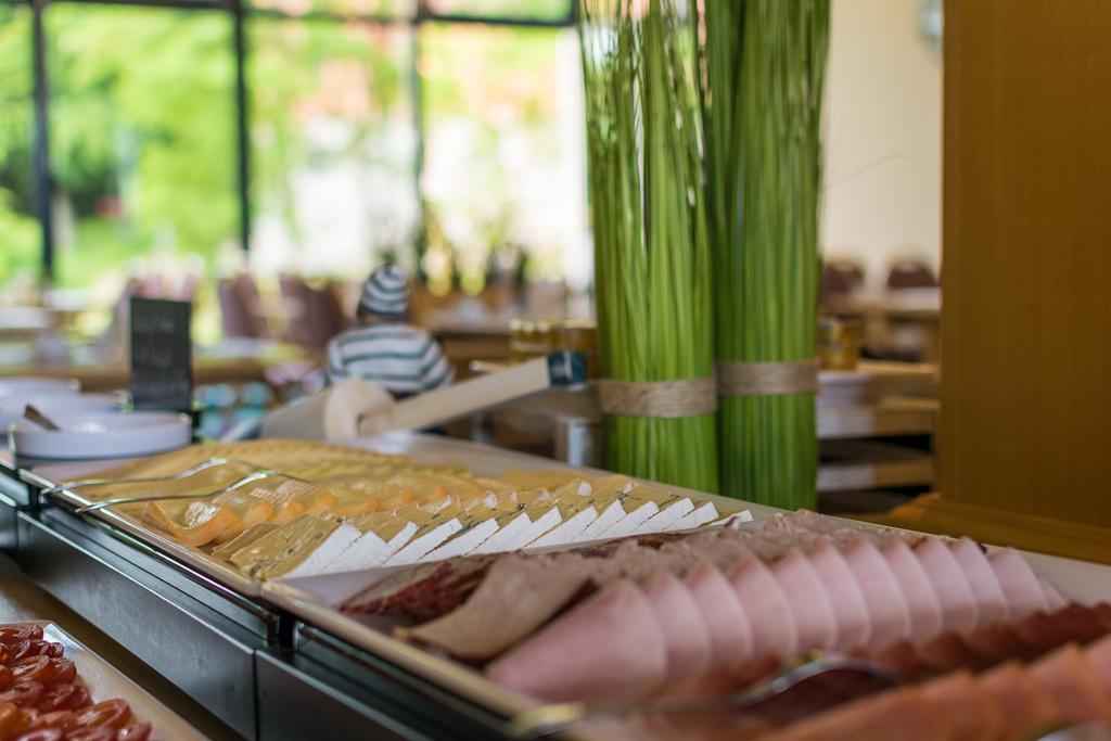 Hotel Wald Und See Heringsdorf  Ngoại thất bức ảnh